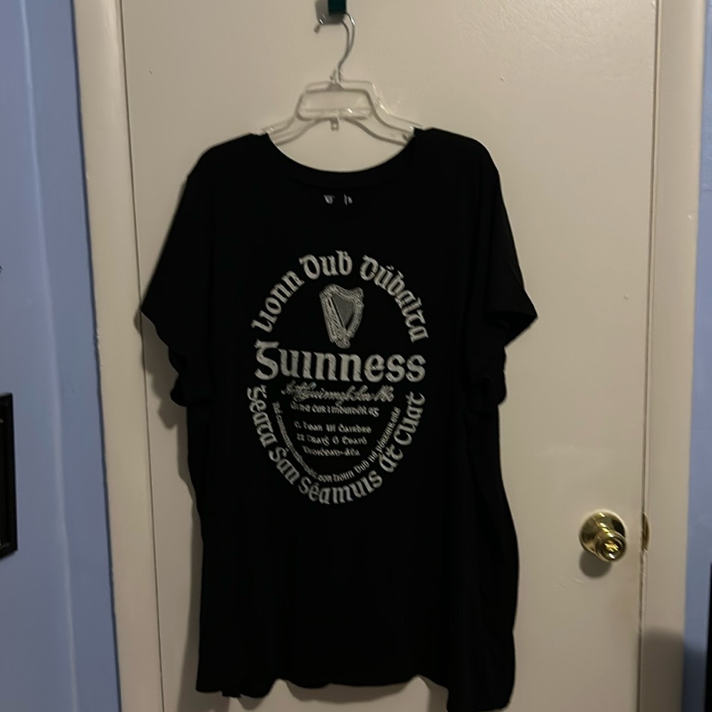 Guinness 5 Bottle Looking Short Sleeve Shirt
